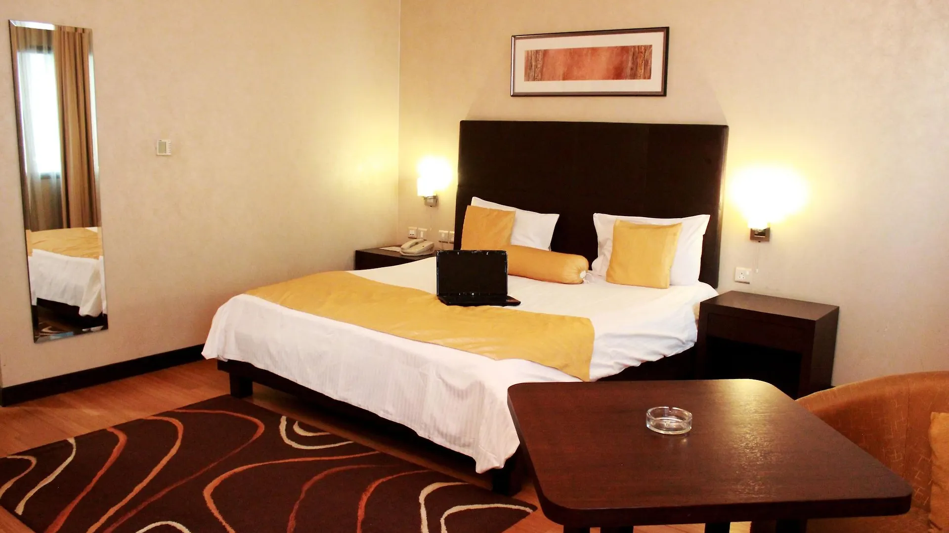 Aparthotel Tulip Creek Hotel Apartments Dubai