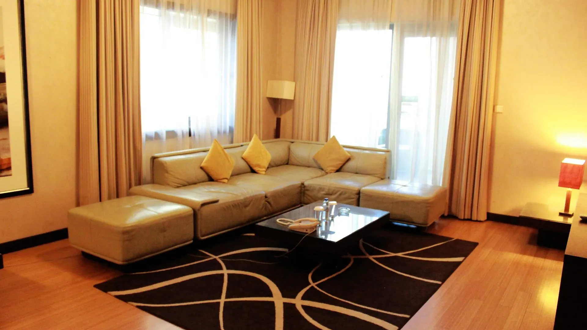 Aparthotel Tulip Creek Hotel Apartments Dubai