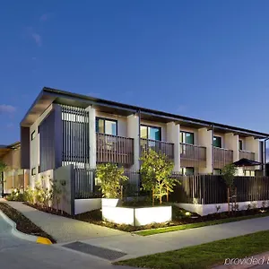 Hotel The Glen And Rochedale